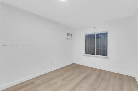 342 W 37th Street Hialeah FL 33012