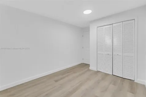 342 W 37th Street Hialeah FL 33012