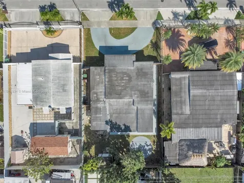 342 W 37th Street Hialeah FL 33012