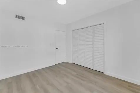 342 W 37th Street Hialeah FL 33012