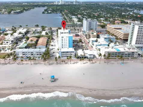 320 S Surf Road Hollywood FL 33019