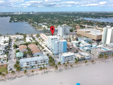 320 S Surf Road Hollywood FL 33019