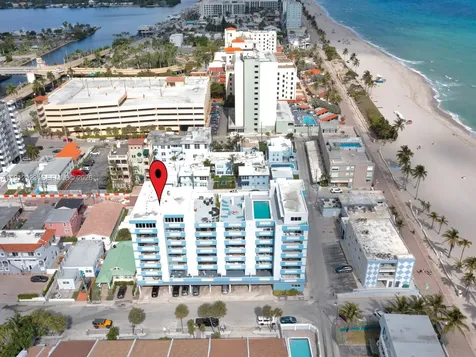 320 S Surf Road Hollywood FL 33019
