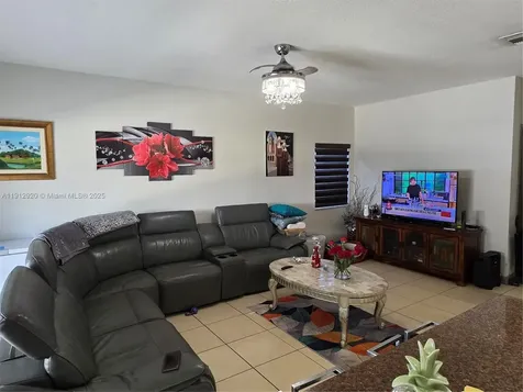 2066 SW 156th Avenue Miami FL 33185