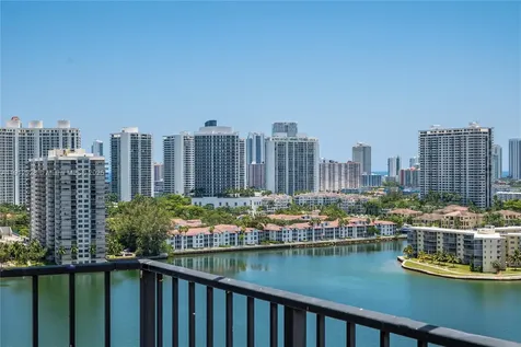 2780 NE 183rd Street Aventura FL 33160