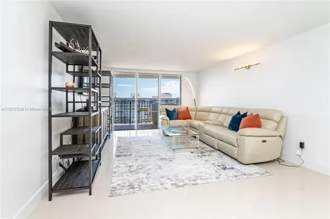 2780 NE 183rd Street Aventura FL 33160