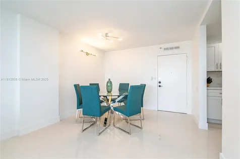 2780 NE 183rd Street Aventura FL 33160