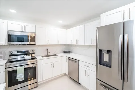 2780 NE 183rd Street Aventura FL 33160