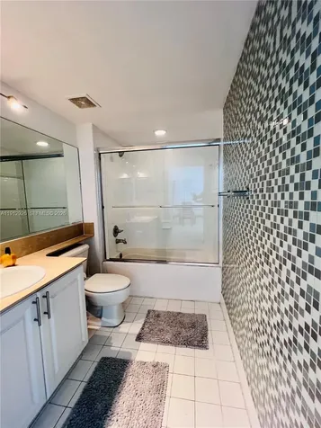 1155 Brickell Bay Drive Miami FL 33131