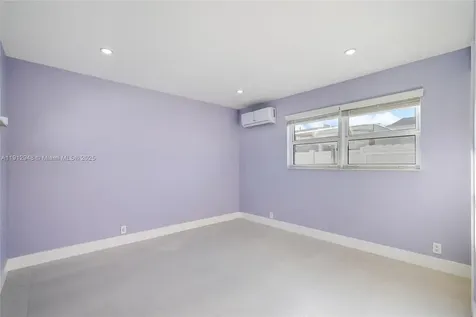 5440 Tyler Street Hollywood FL 33021