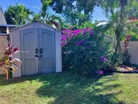 14630 S Beckley Square Davie FL 33325