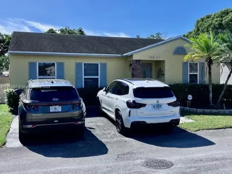 14630 S Beckley Square Davie FL 33325