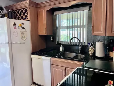 14630 S Beckley Square Davie FL 33325