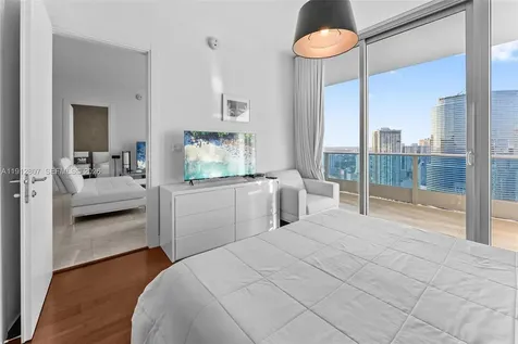 200 Biscayne Boulevard Way Miami FL 33131