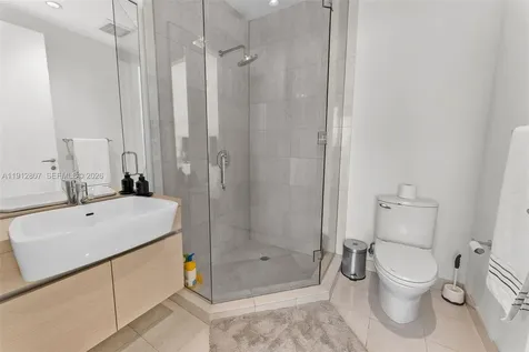 200 Biscayne Boulevard Way Miami FL 33131