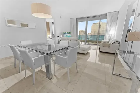 200 Biscayne Boulevard Way Miami FL 33131