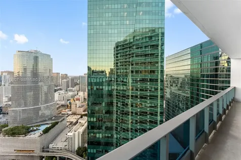200 Biscayne Boulevard Way Miami FL 33131