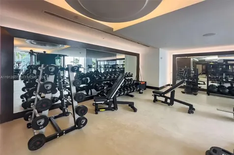 200 Biscayne Boulevard Way Miami FL 33131