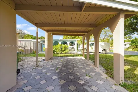 2419 NW 8th Avenue Wilton Manors FL 33311