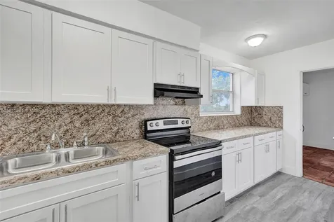 1215 NW 31st Way Lauderhill FL 33311