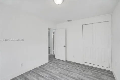 1215 NW 31st Way Lauderhill FL 33311