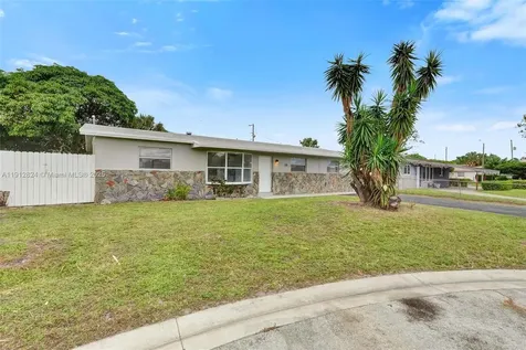 1215 NW 31st Way Lauderhill FL 33311