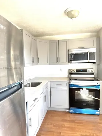 1401 NE 191st Street Miami FL 33179