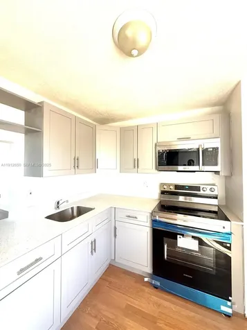 1401 NE 191st Street Miami FL 33179