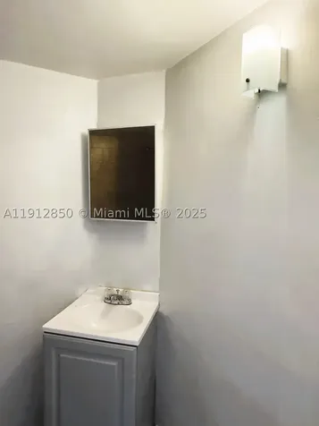 1401 NE 191st Street Miami FL 33179