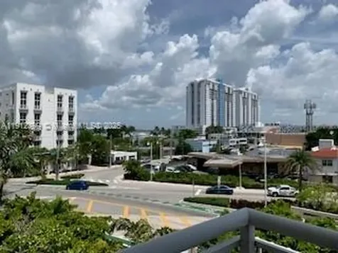 1688 West Avenue Miami Beach FL 33139