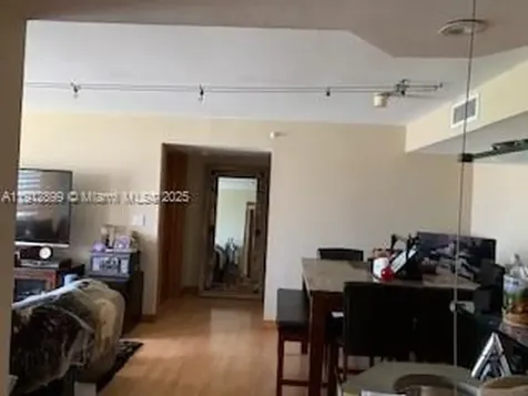 1688 West Avenue Miami Beach FL 33139