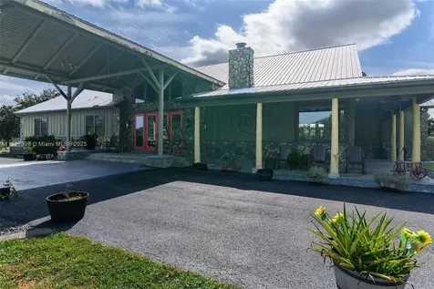 5675 County Road 78 La Belle FL 33935