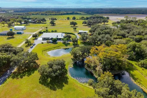 5675 County Road 78 La Belle FL 33935