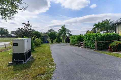 5675 County Road 78 La Belle FL 33935