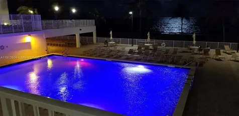 2101 S Ocean Drive Hollywood FL 33019