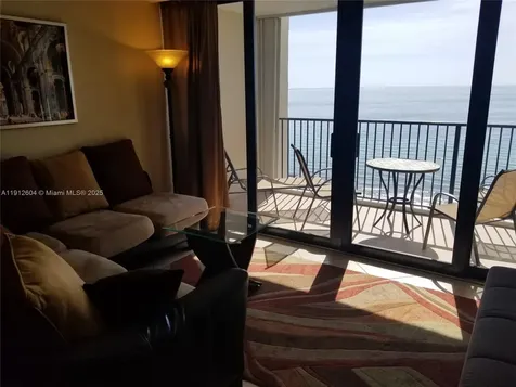 2101 S Ocean Drive Hollywood FL 33019