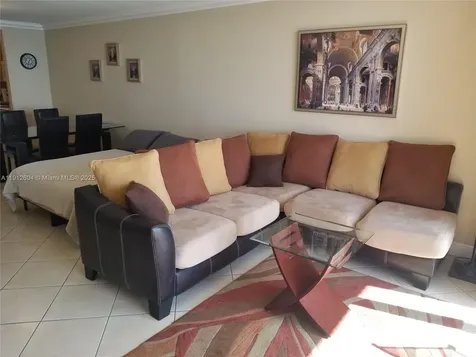 2101 S Ocean Drive Hollywood FL 33019