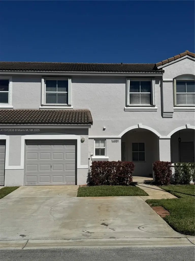 16881 SW 1st Manor Pembroke Pines FL 33027