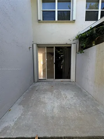 16881 SW 1st Manor Pembroke Pines FL 33027