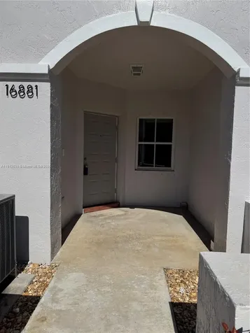 16881 SW 1st Manor Pembroke Pines FL 33027