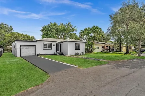 141 NW 89th Street El Portal FL 33150