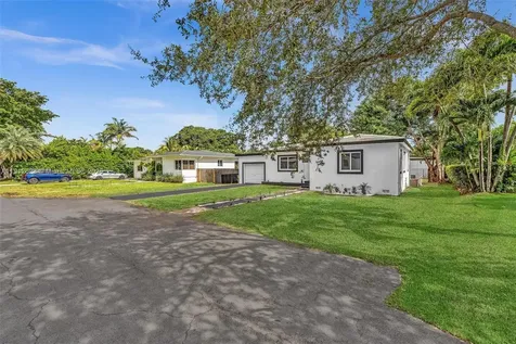 141 NW 89th Street El Portal FL 33150