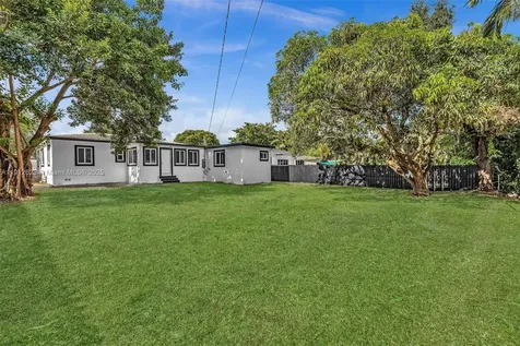 141 NW 89th Street El Portal FL 33150