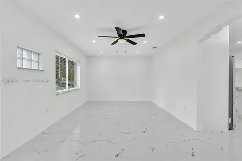 141 NW 89th Street El Portal FL 33150
