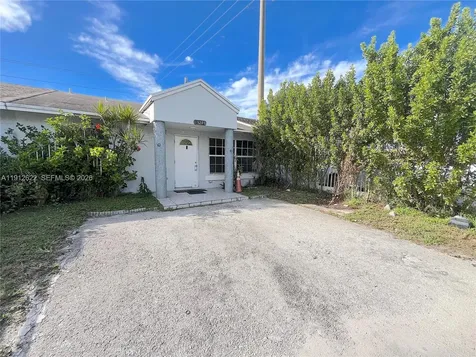 18240 NW 41st Place Miami Gardens FL 33055
