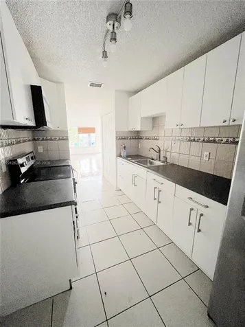 18240 NW 41st Place Miami Gardens FL 33055