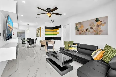 797 NW 35th Street Miami FL 33127