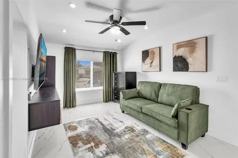 797 NW 35th Street Miami FL 33127