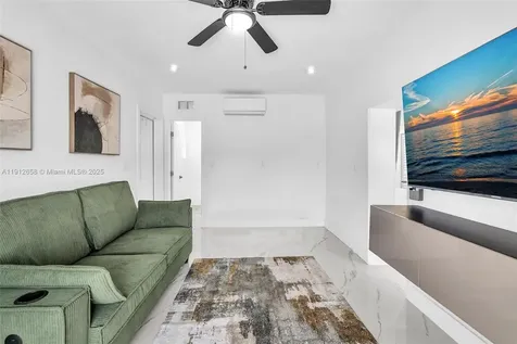 797 NW 35th Street Miami FL 33127