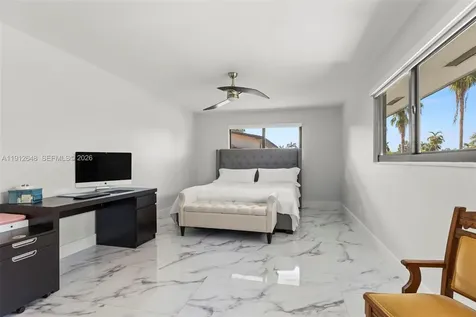 19035 E Saint Andrews Drive Hialeah FL 33015